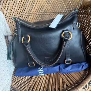 BRAND NEW NEVER USED BLACK LARGE FLORENTINE SATCHEL